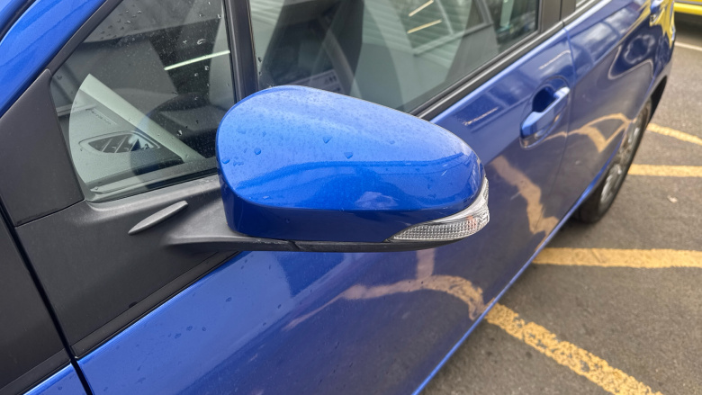 Toyota Yaris 1.5 Hybrid Icon 5dr CVT Hybrid Hatchback